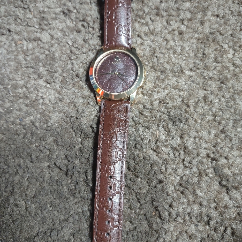 Gucci watch